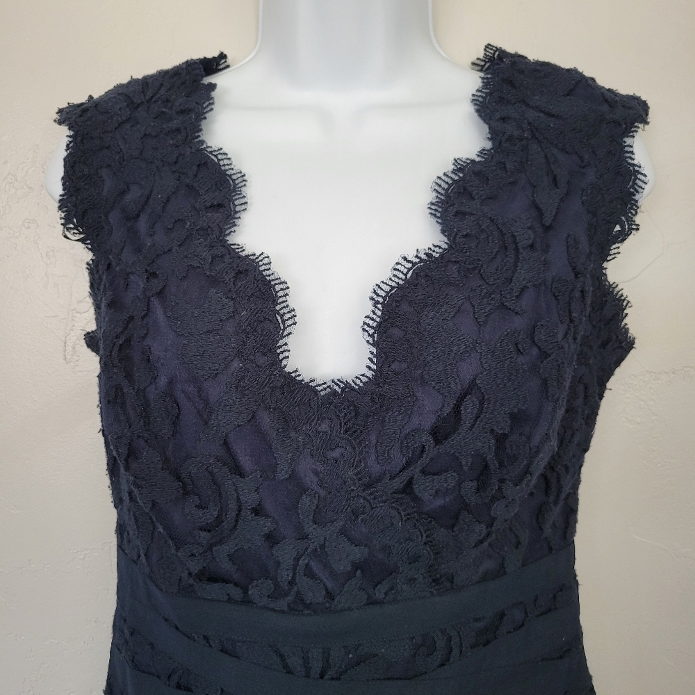 Tadashi Shoji Women's 6 Navy Blue Embroidered Lace Sheath Dress Midi Knee Length - Picture 8 of 15